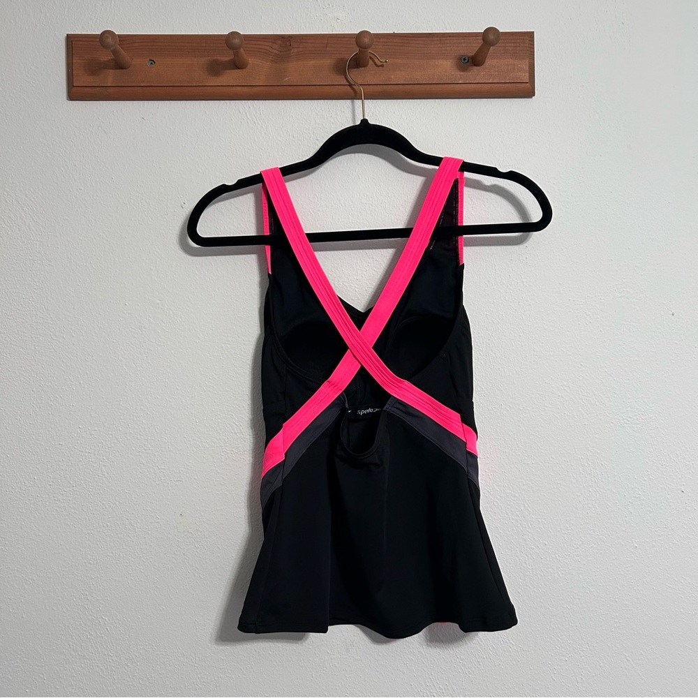 NWT Speedo Swim Top in Party Pink Size 8 - Picture 2 of 7